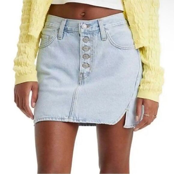 Levi’s NWT Twisted Icon Mini Demin Skirt in Mister Twister Blue Size 29 - Picture 2 of 9